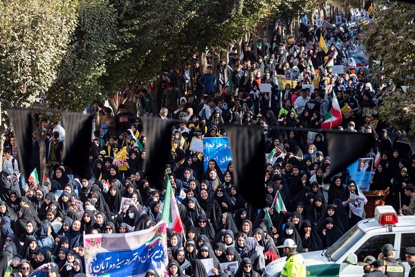راهپیمایی ۱۳ آبان در کرج‎