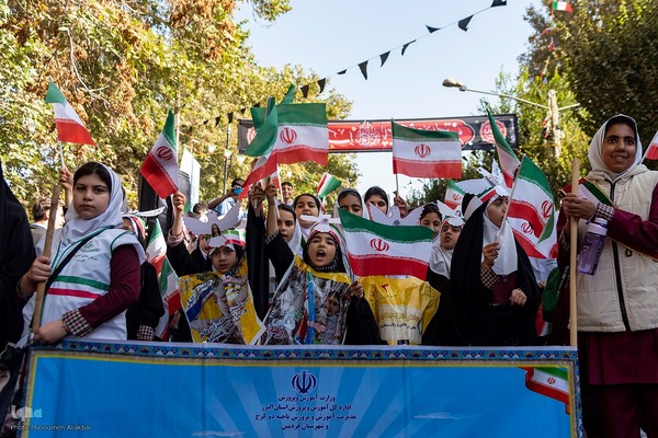 راهپیمایی ۱۳ آبان در کرج‎