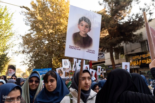 راهپیمایی ۱۳ آبان در کرج‎