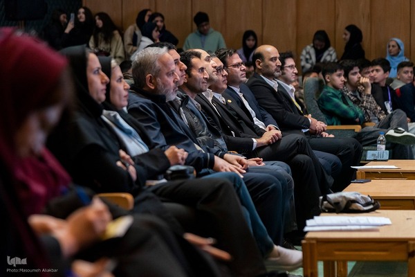 مسابقه زبان انگلیسی «لینگوکاپ» جهاددانشگاهی البرز‎