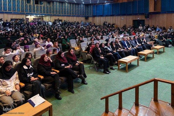 مسابقه زبان انگلیسی «لینگوکاپ» جهاددانشگاهی البرز‎