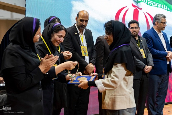 مسابقه زبان انگلیسی «لینگوکاپ» جهاددانشگاهی البرز‎