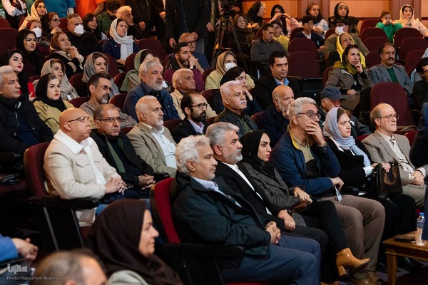 اختتامیه جشنواره ملی عکس ویان در کرج‎