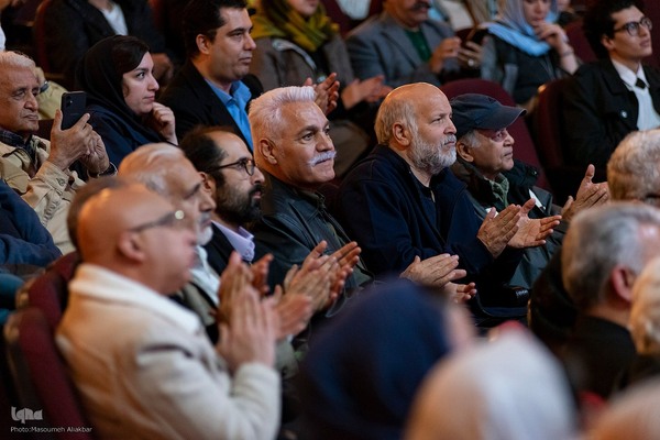 اختتامیه جشنواره ملی عکس ویان در کرج‎