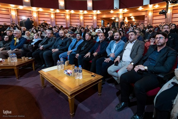 اختتامیه جشنواره ملی عکس ویان در کرج‎