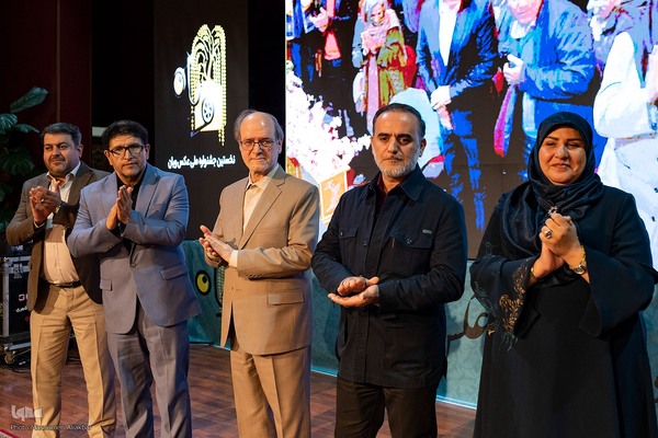 اختتامیه جشنواره ملی عکس ویان در کرج‎