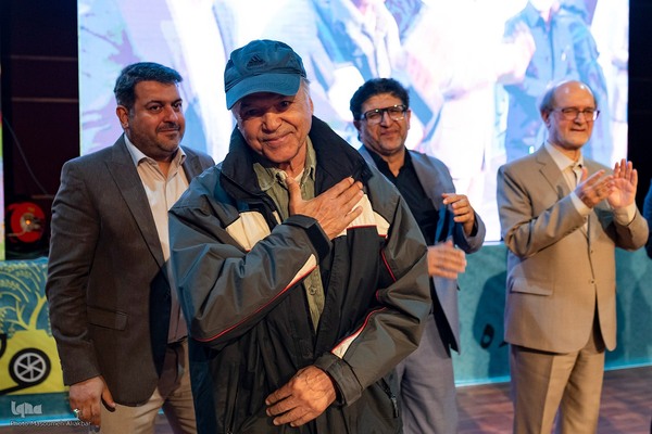 اختتامیه جشنواره ملی عکس ویان در کرج‎