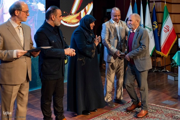 اختتامیه جشنواره ملی عکس ویان در کرج‎