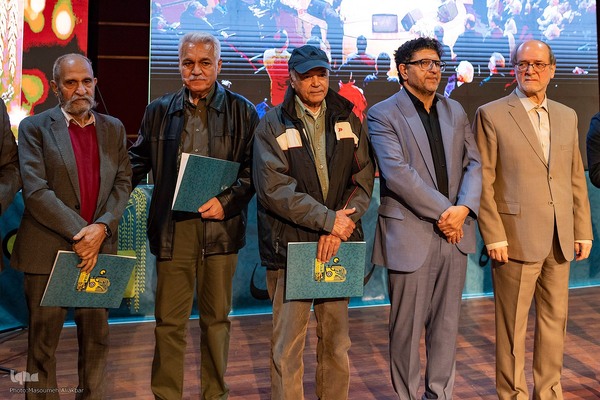 اختتامیه جشنواره ملی عکس ویان در کرج‎