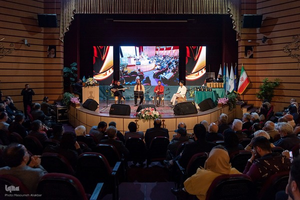 اختتامیه جشنواره ملی عکس ویان در کرج‎