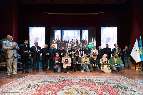 اختتامیه جشنواره ملی عکس ویان در کرج‎