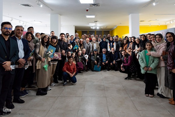 اختتامیه جشنواره ملی عکس ویان در کرج‎