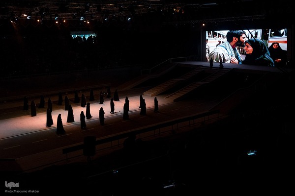 راه‌بندان بزرگترین نمایش تبیینی کشور