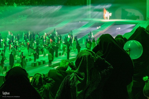 راه‌بندان بزرگترین نمایش تبیینی کشور