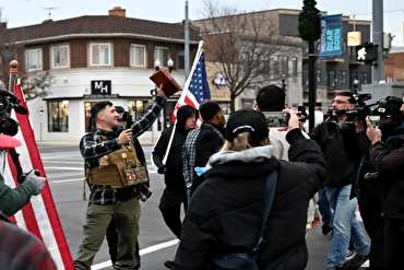कुरान जलाने की कोशिश के बाद डियरबॉर्न में तनाव बढ़ा