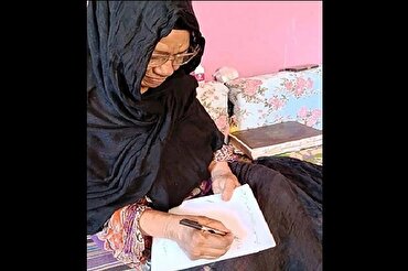 Мечта 76-летней египтянки научиться читать Коран сбылась