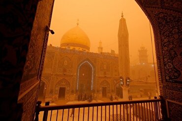 Irak'taki kutsal türbelerdeki toz fırtınası sorun yaratıyor