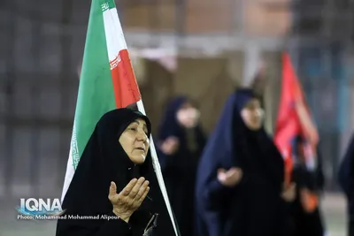مراسم بزرگداشت چهلمین روز خاکسپاری مقام معظم رهبری در اهواز عکاس محمد محمدعلی پور